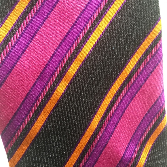ETRO Milano Italy Striking Striped 100% Silk Tie - Picture 8 of 8